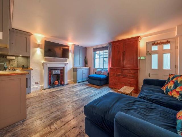 Apartment for rent in South Bank, Greater London