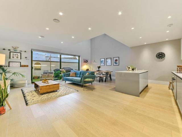 Apartment for rent in West Dulwich, Greater London