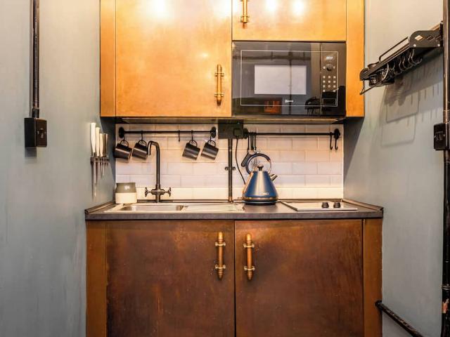 Apartment for rent in Elmington Estate, Greater London