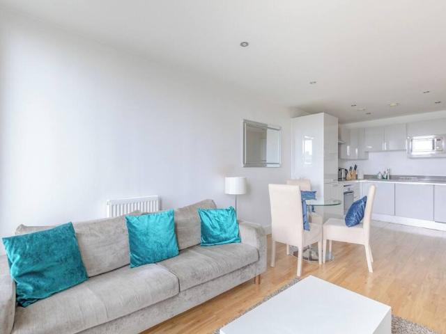 Apartment for rent in London Borough of Lewisham, Greater London