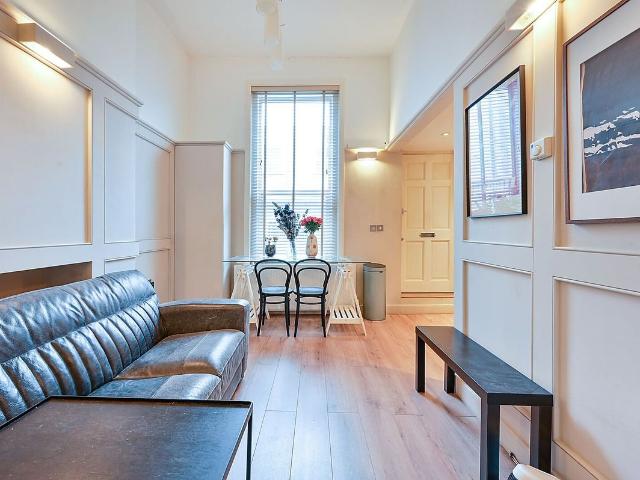 Studio for rent in London Borough of Hounslow, Strand