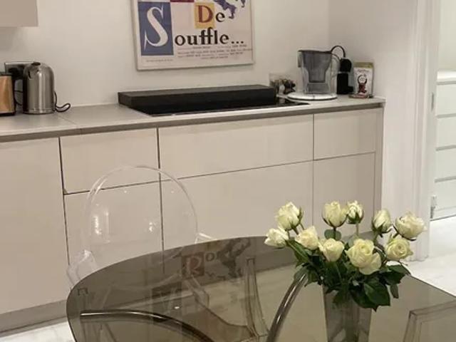 Apartment for rent in Brompton, Greater London