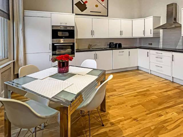 Apartment for rent in Royal Borough of Kensington and Chelsea, Greater London