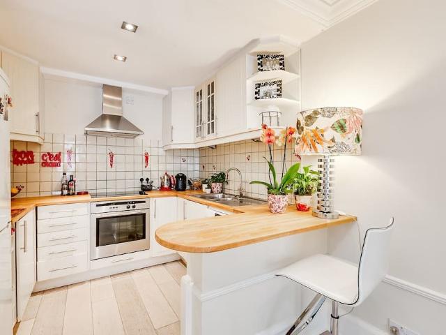Apartment for rent in The Boltons, Greater London
