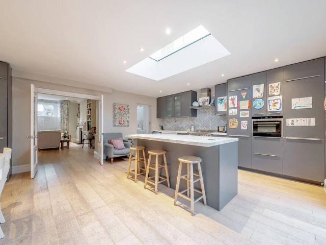 House for rent in London Borough of Wandsworth, Greater London