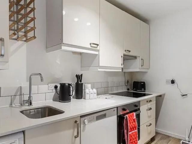 House for rent in Clapham Junction, Greater London