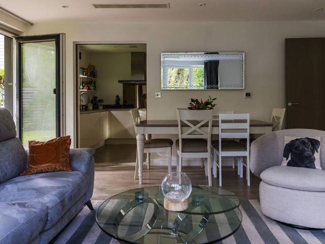 Apartment for rent in London Borough of Richmond upon Thames, Greater London