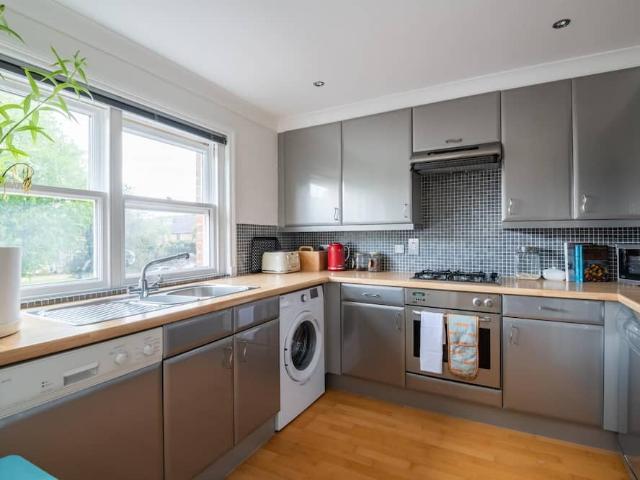 Apartment for rent in London Borough of Wandsworth, Greater London