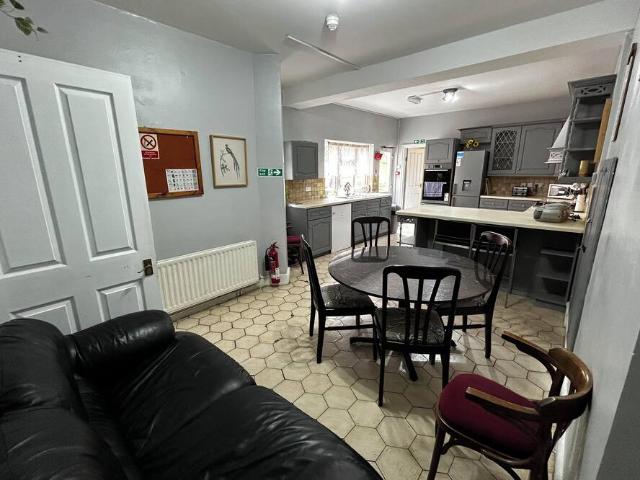 House for rent in London Borough of Croydon, Greater London
