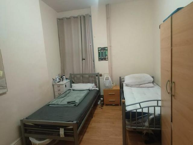 House for rent in Tooting Graveney, Greater London
