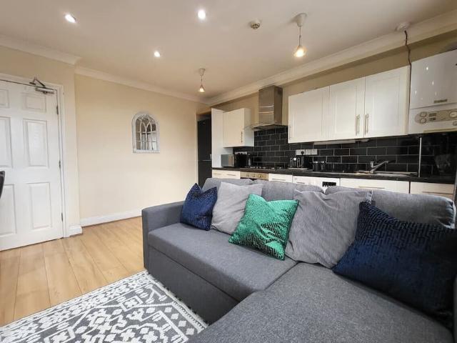 Apartment for rent in Upper Tooting, Greater London