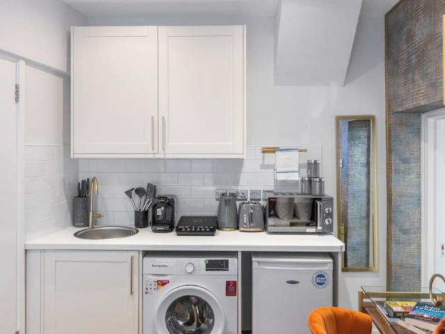 Apartment for rent in London Borough of Wandsworth, Greater London