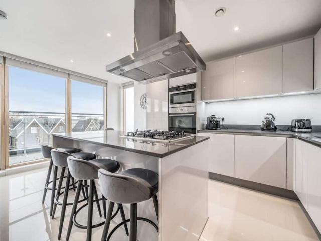 Apartment for rent in London Borough of Merton, Greater London