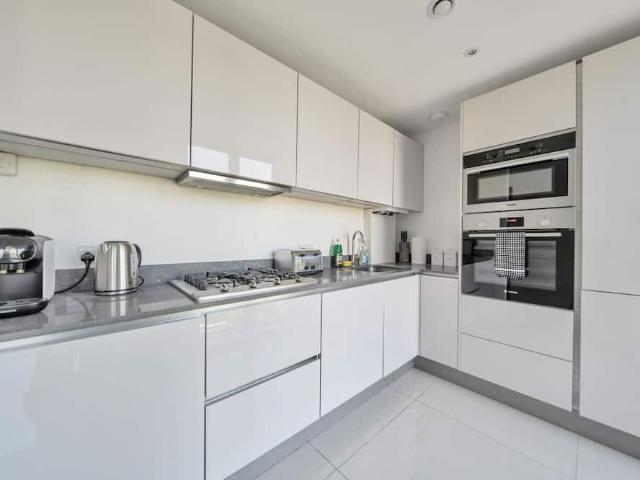 Apartment for rent in London Borough of Merton, Greater London