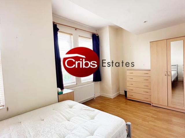 Room for rent in London Borough of Merton, South Wimbledon