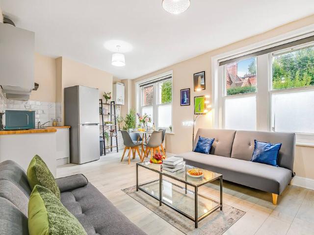 Apartment for rent in Westminster, Greater London