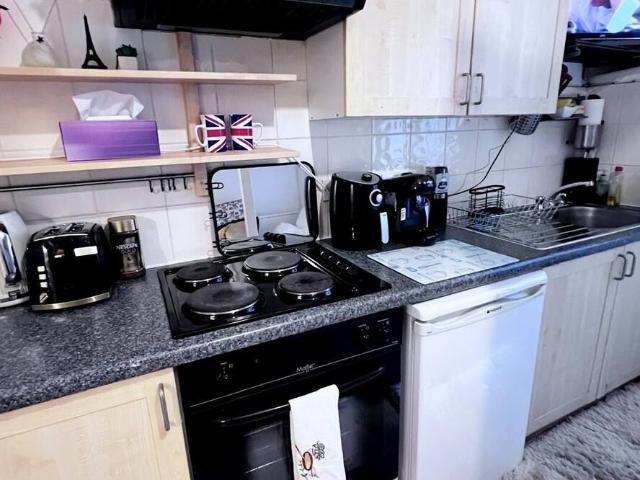 Apartment for rent in Tachbrook Estate, Greater London