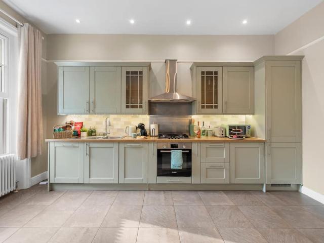 Apartment for rent in Tachbrook Estate, Greater London
