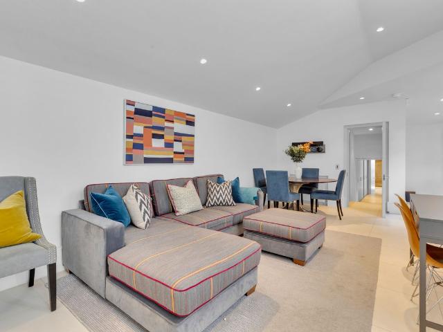 Apartment for rent in Belgravia, Greater London