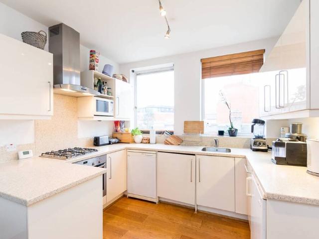 Apartment for rent in Royal Borough of Kensington and Chelsea, Greater London