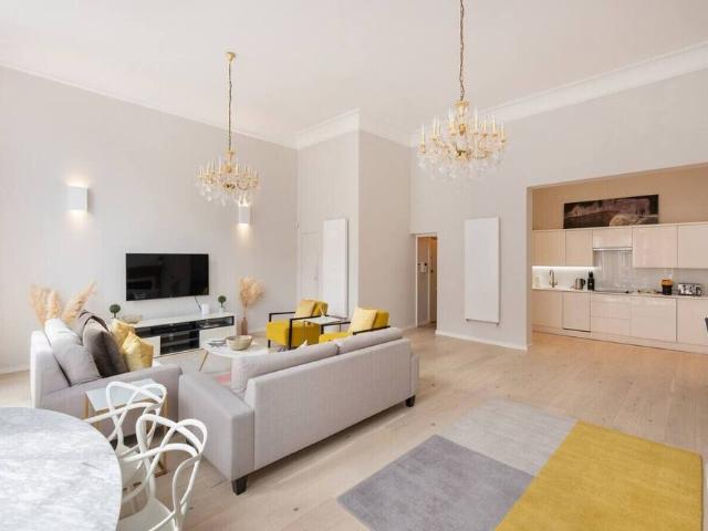 Apartment for rent in Hans Town, Greater London