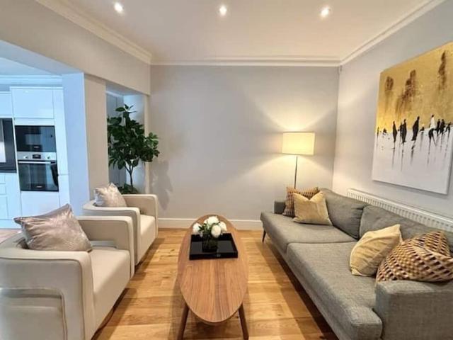 Apartment for rent in Royal Borough of Kensington and Chelsea, Greater London