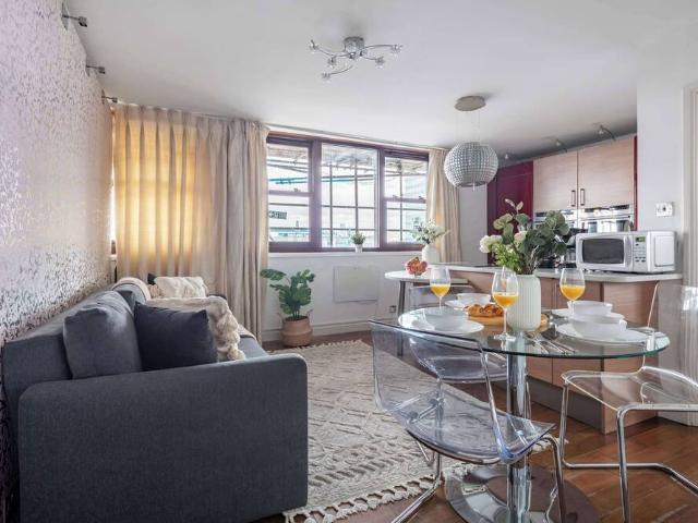 Apartment for rent in St. James's, Greater London