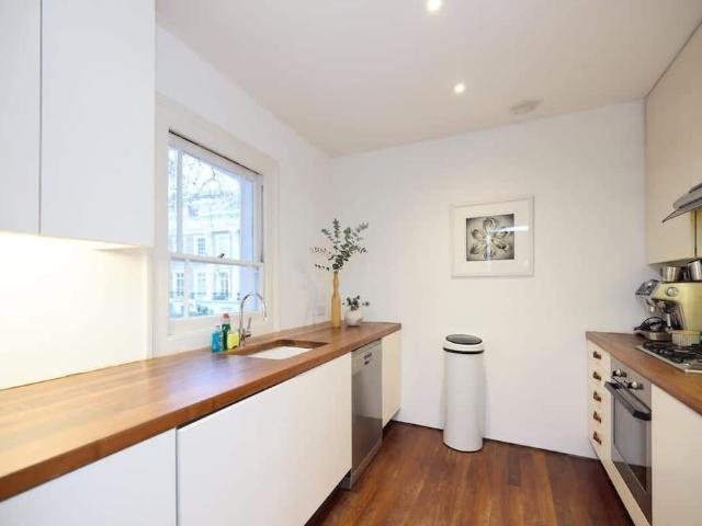 House for rent in Royal Borough of Kensington and Chelsea, Greater London