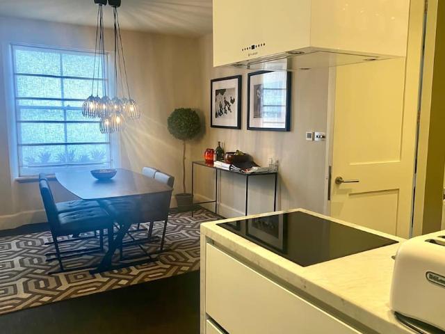 Apartment for rent in Royal Borough of Kensington and Chelsea, Greater London