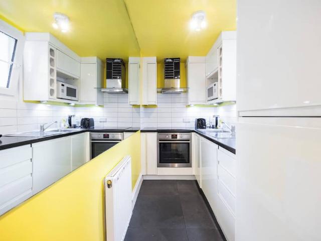 House for rent in Royal Borough of Kensington and Chelsea, Greater London