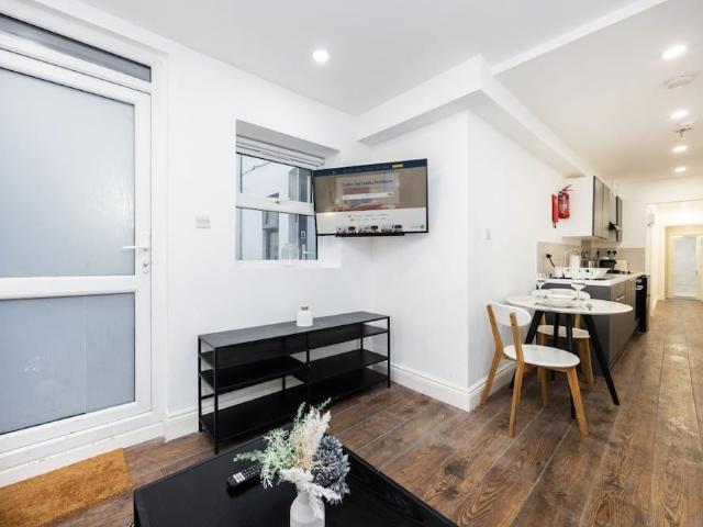 Apartment for rent in Royal Borough of Kensington and Chelsea, Greater London