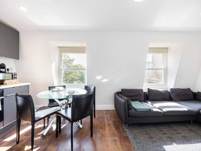 Apartment for rent in Royal Borough of Kensington and Chelsea, Greater London