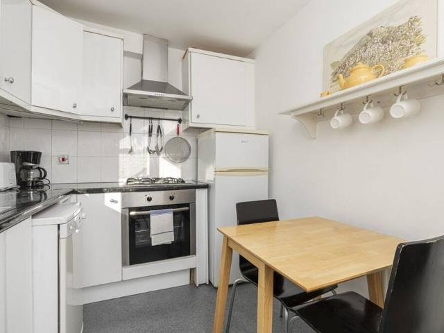 Apartment for rent in London Borough of Hammersmith and Fulham, Greater London