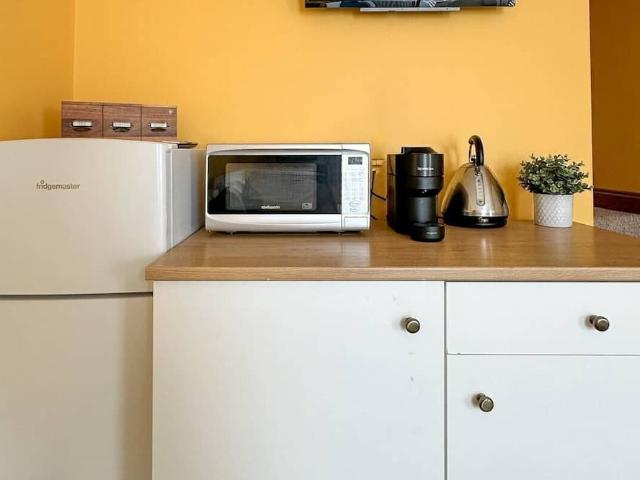 Apartment for rent in Walham Green, Greater London
