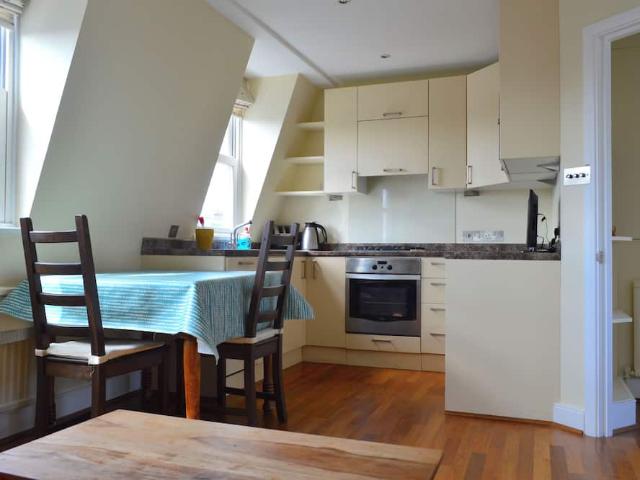 Apartment for rent in London Borough of Hammersmith and Fulham, Greater London