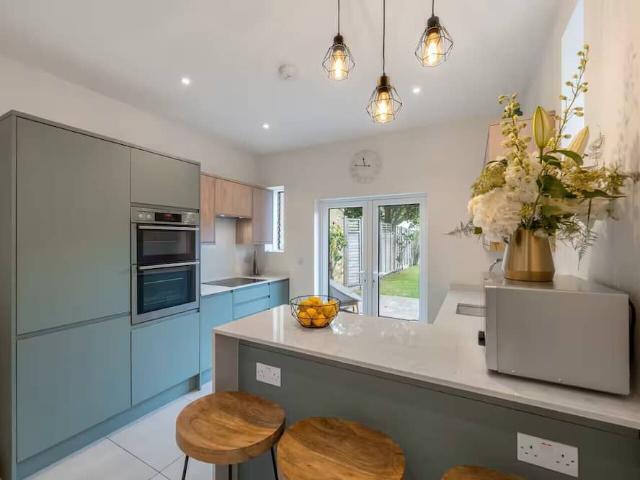House for rent in London Borough of Hammersmith and Fulham, Greater London