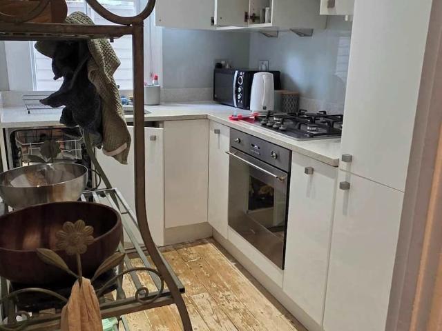 Apartment for rent in London Borough of Hammersmith and Fulham, Greater London