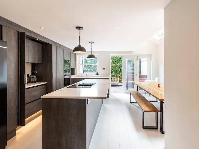 House for rent in London Borough of Hammersmith and Fulham, Greater London