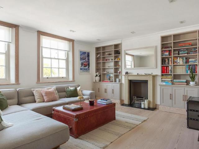 Apartment for rent in South Kensington, Greater London