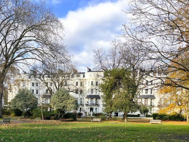 House for rent in Brompton, Greater London
