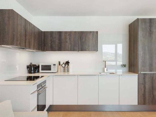 Apartment for rent in Nine Elms, Greater London