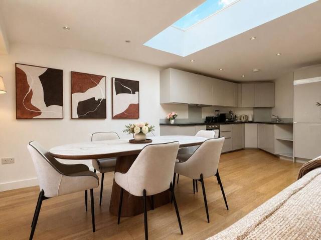 Apartment for rent in London Borough of Lambeth, Greater London