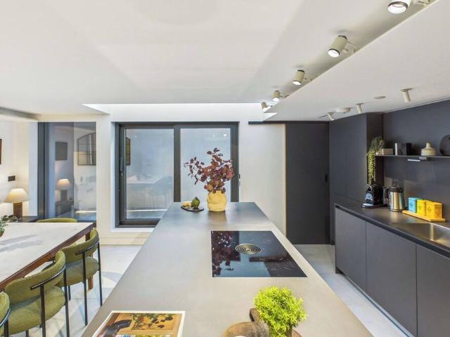 House for rent in London Borough of Lambeth, Greater London