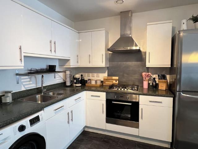 Apartment for rent in Stockwell Park, Greater London