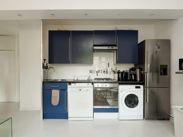 Apartment for rent in Stockwell Park, Greater London