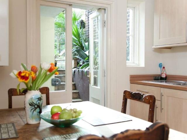 Apartment for rent in Stockwell Park, Greater London
