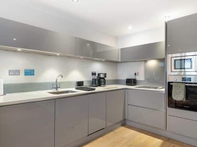 Apartment for rent in London Borough of Lambeth, Greater London