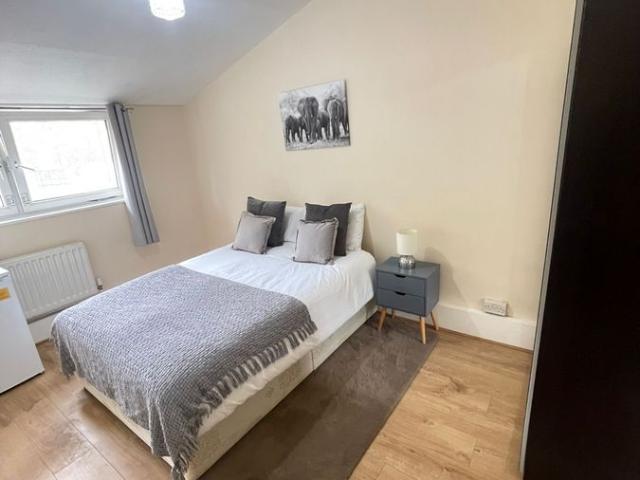 Room for rent in Herne Hill, Greater London