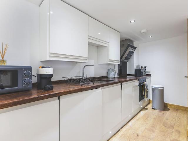 Apartment for rent in London Borough of Richmond upon Thames, Greater London