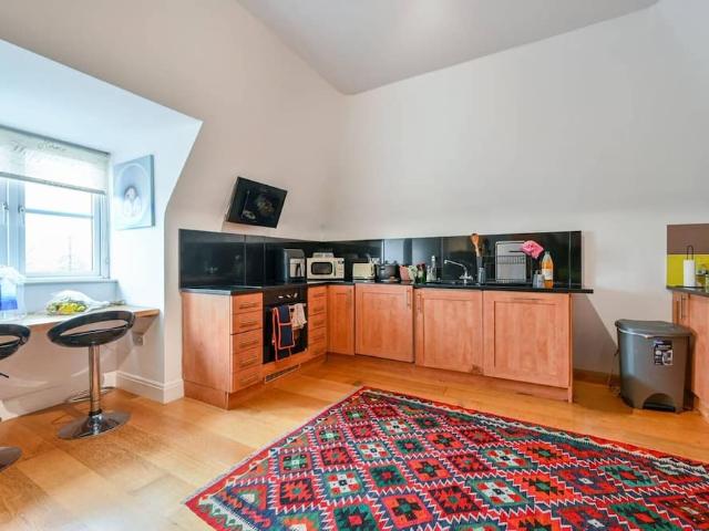 Apartment for rent in London Borough of Hounslow, Greater London